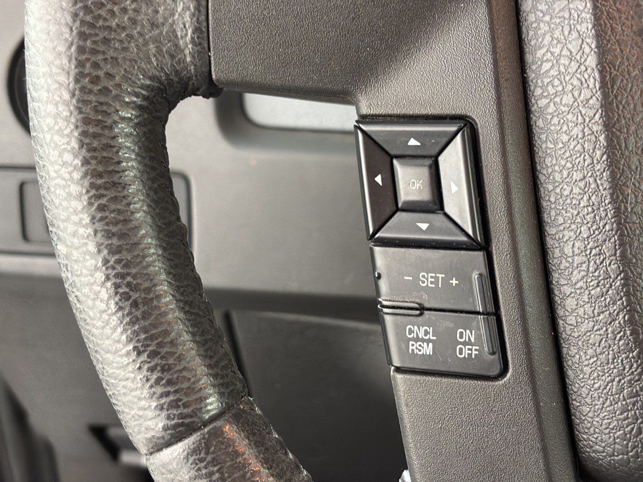 Used 2014 Ford F150 XLT w/ Equipment Group 302A Luxury RWD image 18