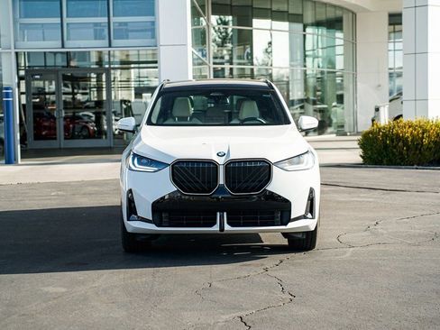 Used 2026 BMW X3 xDrive30 w/ M Sport Package image 2