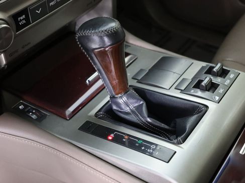 Used 2019 Lexus GX 460 Premium AWD/4WD image 6