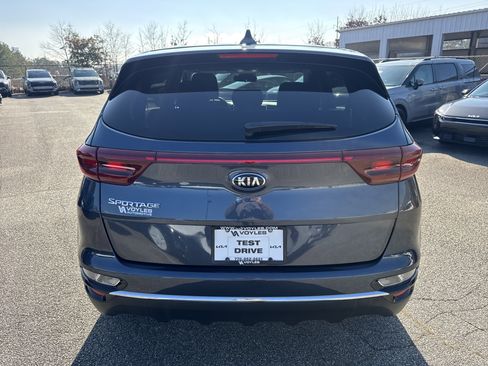 Certified 2022 Kia Sportage LX image 6