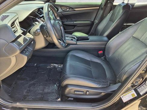 Used 2019 Honda Civic Sport Touring image 17