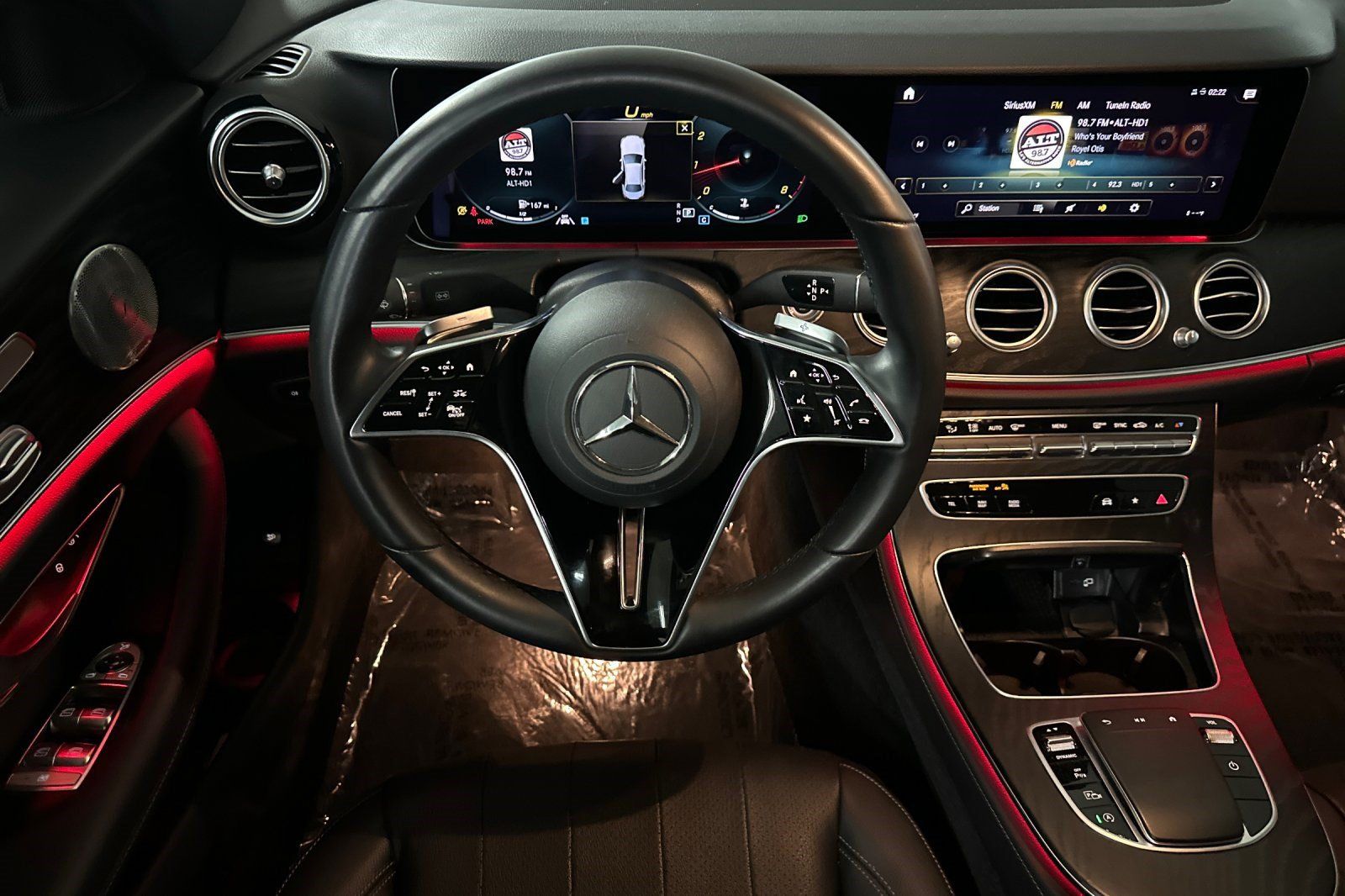 Used 2022 Mercedes-Benz E 350 Sedan image 30