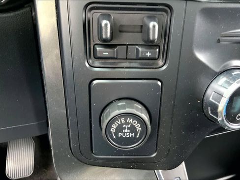 Certified 2021 Ford F150 XLT w/ Equipment Group 302A High image 31