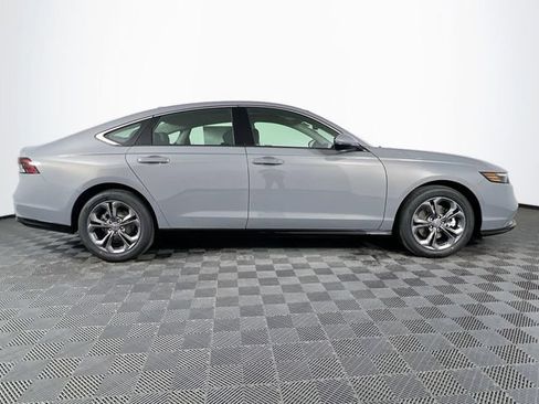 Used 2025 Honda Accord EX-L image 8
