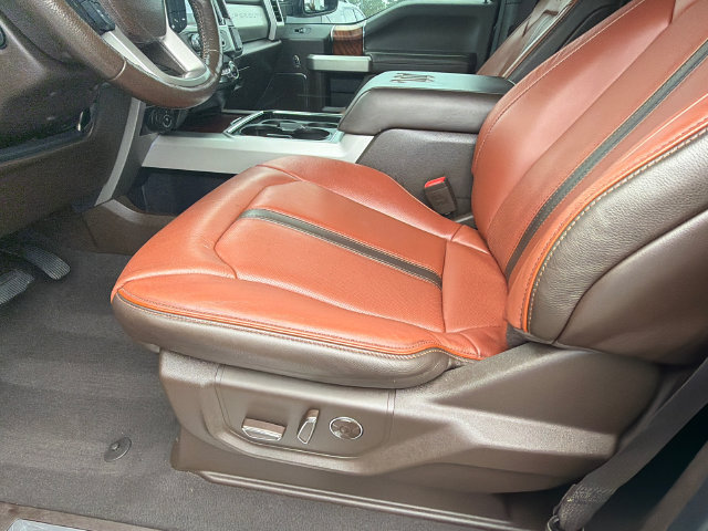 Used 2022 Ford F250 King Ranch w/ King Ranch Ultimate Package AWD/4WD image 9