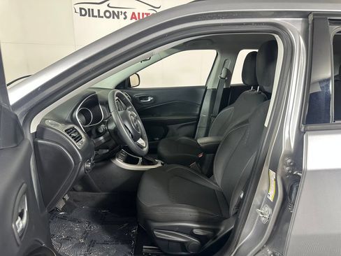 Used 2018 Jeep Compass Sport FWD image 13