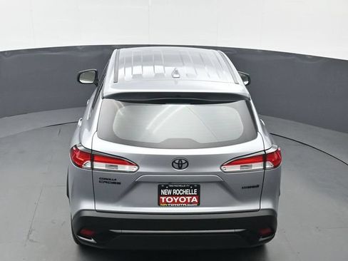Certified 2024 Toyota Corolla Cross AWD Hybrid image 40