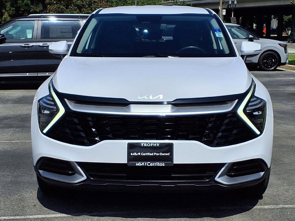 Certified 2025 Kia Sportage EX FWD image 2