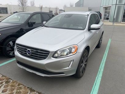 Used 2016 Volvo XC60 T6 Platinum