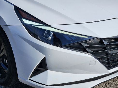 Used 2023 Hyundai Elantra Blue w/ Cargo Package image 9