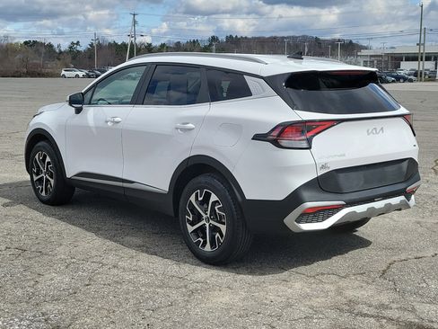 Used 2023 Kia Sportage EX AWD/4WD image 7