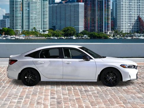 New 2025 Honda Civic Sport image 4