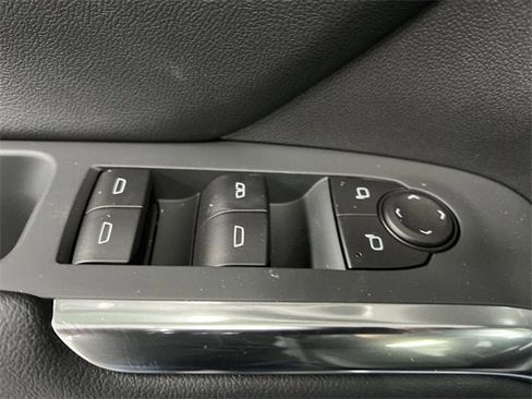 New 2025 Chevrolet Traverse LT w/ Enhanced Driving Package image 23