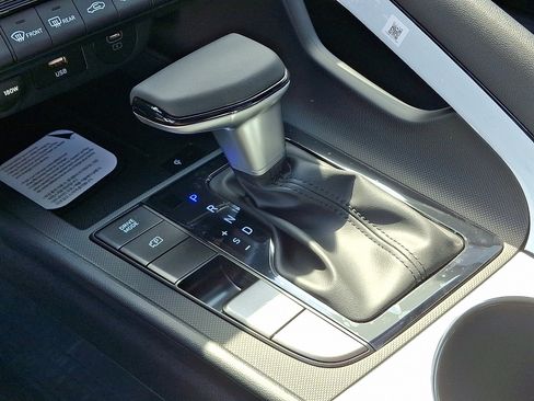 New 2026 Hyundai Elantra SEL Sport Premium FWD image 7