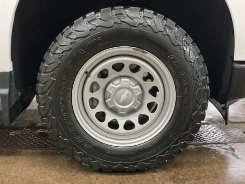 Used 2023 Chevrolet Silverado 1500 W/T w/ WT Value Package image 30