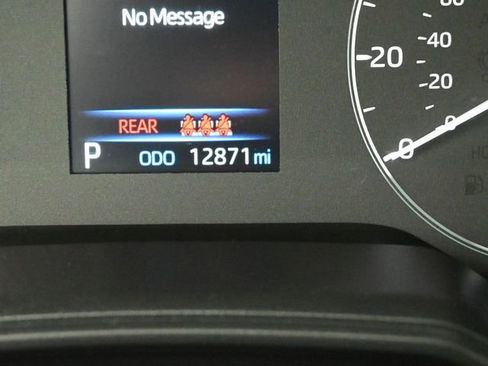 Used 2025 Toyota Corolla LE image 13