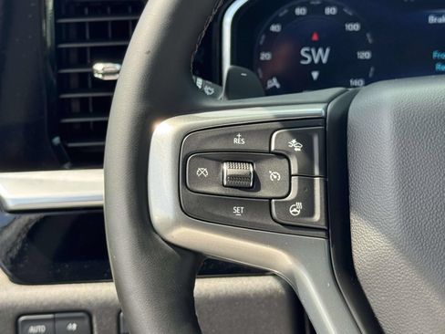 Used 2024 Chevrolet Silverado 1500 RST AWD/4WD image 7