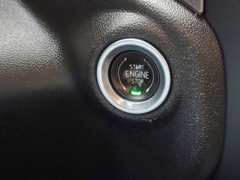 Used 2022 GMC Sierra 2500 Denali image 22