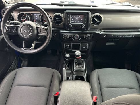 Used 2019 Jeep Wrangler Unlimited Sport AWD/4WD image 13