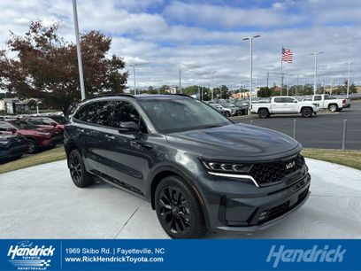 Used 2023 Kia Sorento SX