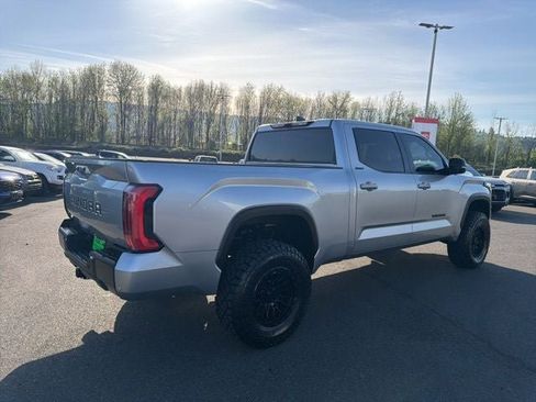 Used 2025 Toyota Tundra Limited AWD/4WD image 11