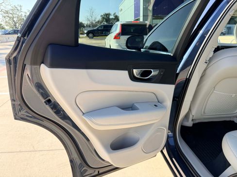 Certified 2023 Volvo XC60 B5 Plus w/ Climate Package image 13