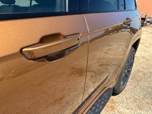 New 2026 Jeep Grand Cherokee Limited AWD/4WD image 14