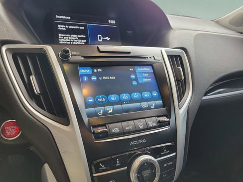 Used 2020 Acura TLX image 15
