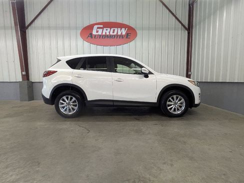 Used 2016 MAZDA CX-5 Touring w/ Bose/Moonroof Package FWD image 10