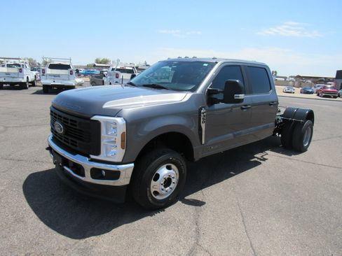 Used 2024 Ford F350 XL w/ XL Driver Assist Package AWD/4WD image 23