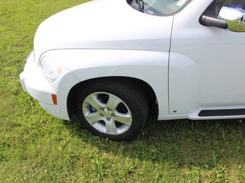 Used 2006 Chevrolet HHR LT FWD image 13
