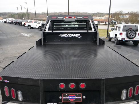 Used 2023 Chevrolet Silverado 3500 W/T w/ WT Fleet Convenience Package AWD/4WD image 2