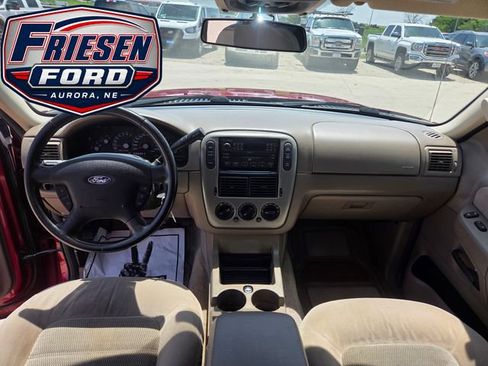 Used 2005 Ford Explorer XLT AWD/4WD image 17