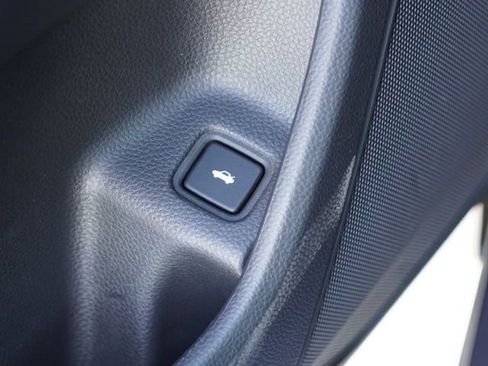 Used 2018 Honda Accord EX-L image 41