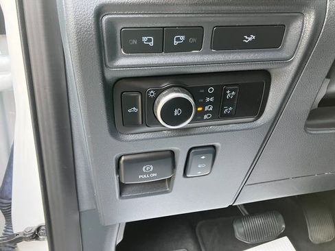 Used 2023 Ford F150 Lariat w/ Equipment Group 502A High image 21