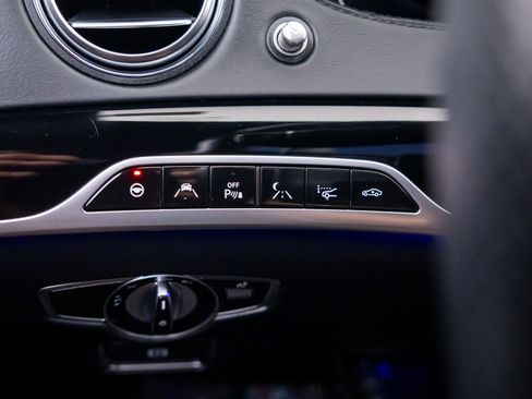 Used 2019 Mercedes-Benz S 63 AMG S 4MATIC Sedan image 30