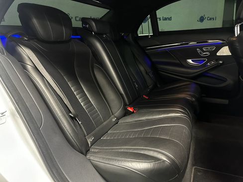 Used 2016 Mercedes-Benz S 550 Sedan image 21