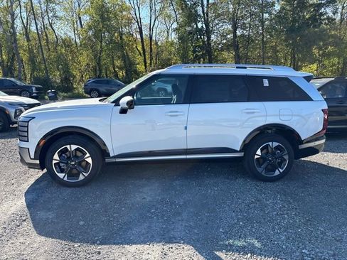 New 2026 Hyundai Palisade Limited image 2