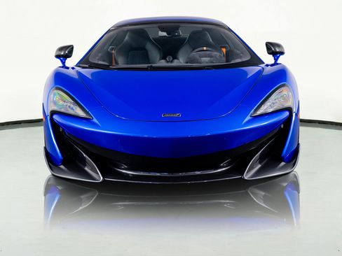 Used 2020 McLaren 600LT Spider image 22