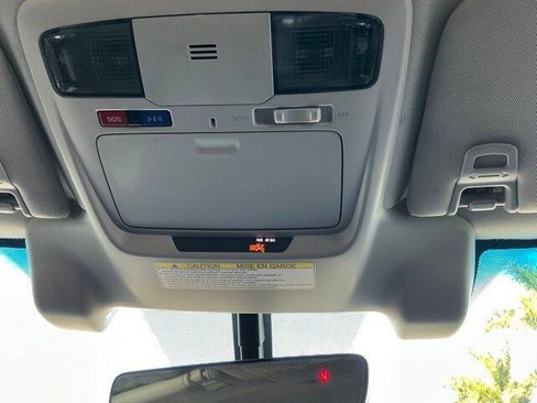 Used 2017 Subaru Legacy 2.5i Premium image 14