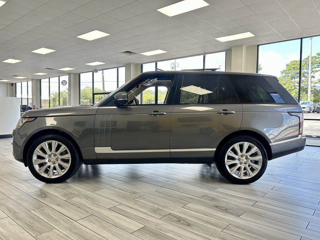 Used 2016 Land Rover Range Rover Supercharged AWD/4WD image 4