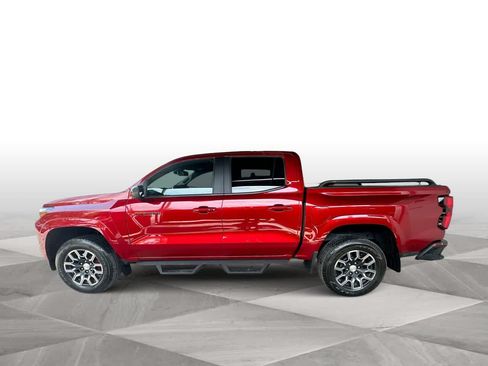 Used 2024 Chevrolet Colorado LT w/ LT Convenience Package III RWD image 5