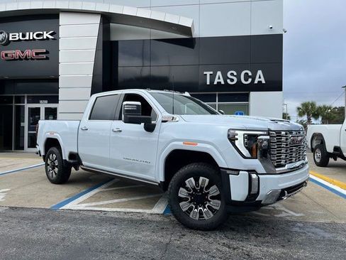 New 2026 GMC Sierra 2500 Denali w/ Denali Reserve Package AWD/4WD image 1