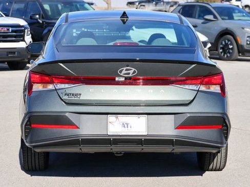 New 2026 Hyundai Elantra Sport image 4