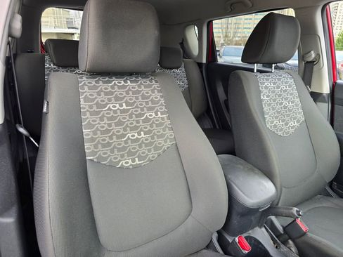 Used 2010 Kia Soul + w/ Audio Pkg image 12