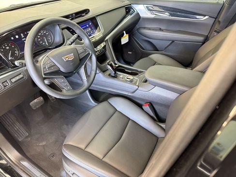 New 2025 Cadillac XT5 Premium Luxury w/ Technology Package AWD/4WD image 4
