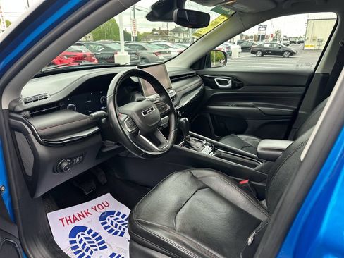 Used 2022 Jeep Compass Trailhawk w/ Trailhawk Elite Group AWD/4WD image 9