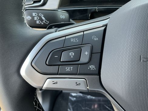 New 2026 Volkswagen Atlas Cross Sport SE AWD/4WD image 15