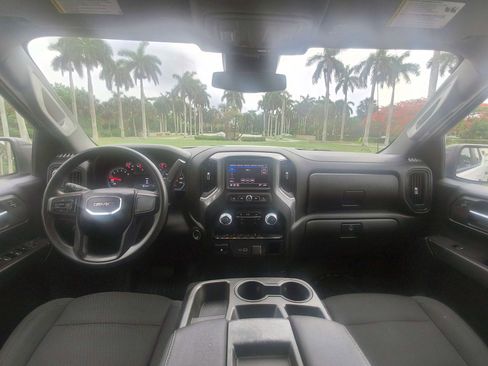 Used 2023 GMC Sierra 1500 Pro w/ Pro Value Package AWD/4WD image 17