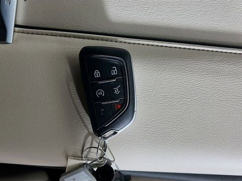 Used 2021 Cadillac Escalade ESV Sport w/ Driver Assist Tech Package image 31